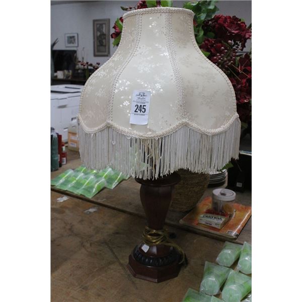 Tabletop Lamp w/Shade