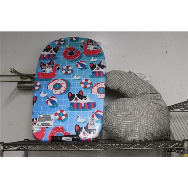 Dog Figural Boogie Board w/Shaped Pilllow