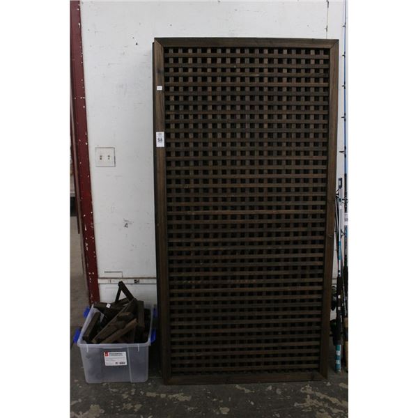 Dark Oak Lattice 8 Unit Freestanding Portion Set