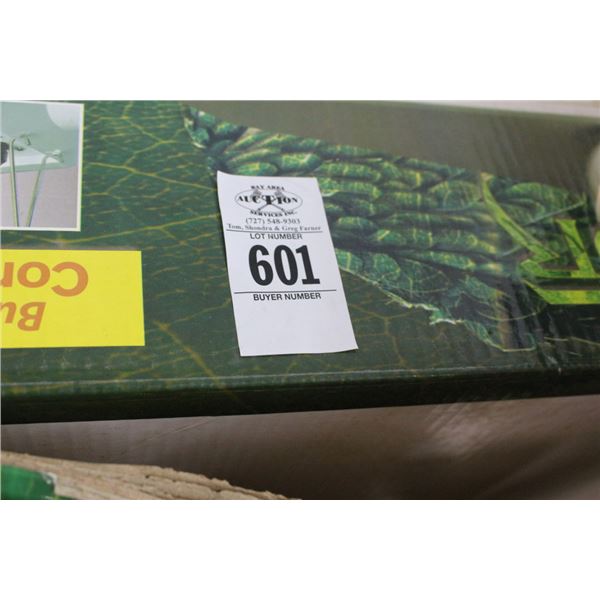 Raptor  4  Sided Reflective Hammer Tone Garden Lamp