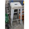 Image 1 : Gray Metal Shop Stool