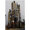Image 1 : 7-Bundle of Yard Tools - 7 X $