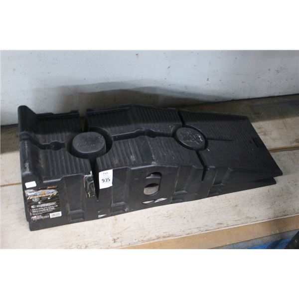 Rhino Auto Ramps - Pair