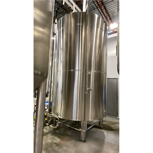 HARBIN JINDE BREWING EQUIPMENT 100 HECTOLITERS HOT LIQUOR TANK APPROX 14'H X 7.5'D FEET