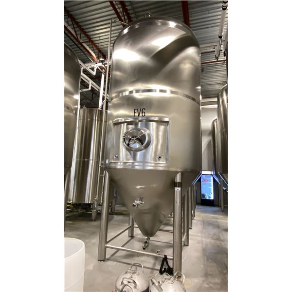 CHENGUAN INDUSTRY 12,000-LITER STAINLESS STEEL FERMENTATION TANK UNDER TOFFLON JOY