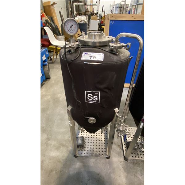 SS BREWTECH 1/2 BBL FERMENTATION TANK