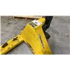 Image 3 : PALLET JACK HEAVY-DUTY STANDARD FORK 2500KG