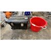 Image 1 : STANLEY MOBILE ROLLING TOOL CHEST AND RED PLASTIC UTILITY TUB