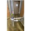 Image 4 : HANDE INSULATED STAINLESS STEEL 100HL ALCOHOL/GLYCOL WATER TANK