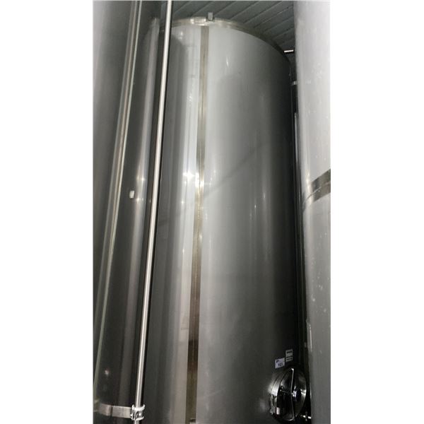 80 HECTOLITER STAINLESS STEEL FERMENTATION VESSEL - APPROX 6'D X 12'H FEET