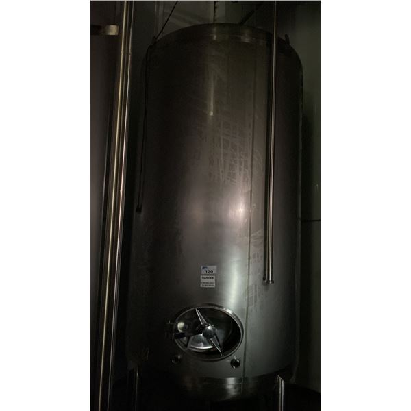 40HL STAINLESS STEEL BREWING TANK - APPROX 11'H X 5'D