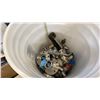 Image 7 : PALLET OF MIXED ITEMS INCL TRI-CLAMP FITTINGS, GAUGES, SHUTOFF VALVES, SANITARY FITTINGS AND MORE