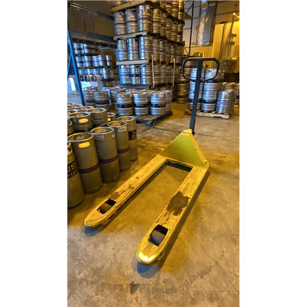 YELLOW 2500 KG CAPACITY PALLET JACK
