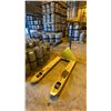 Image 1 : YELLOW 2500 KG CAPACITY PALLET JACK