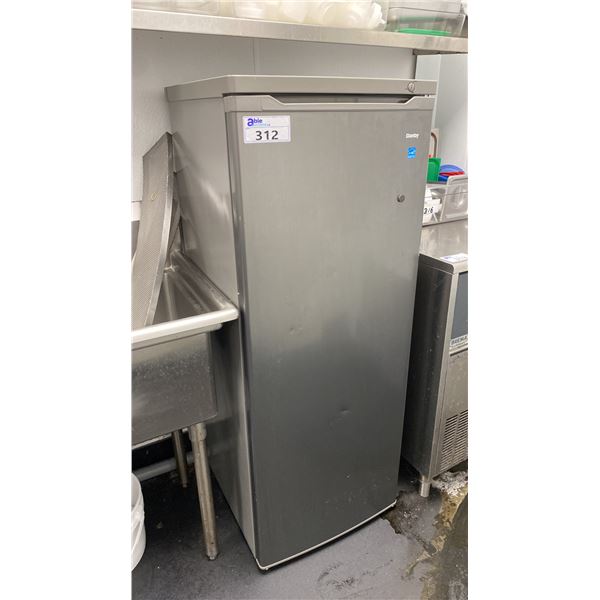 DANBY UPRIGHT FREEZER