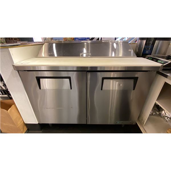 TRUE REFRIGERATOR COMMERCIAL PREP COOLER