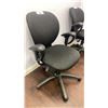 Image 3 : BLACK FABRIC UPHOLSTERED OFFICE CHAIR