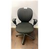 Image 1 : BLACK FABRIC UPHOLSTERED OFFICE CHAIR