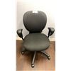 Image 1 : BLACK FABRIC UPHOLSTERED OFFICE CHAIR