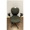 Image 1 : BLACK FABRIC UPHOLSTERED OFFICE CHAIR