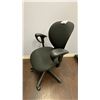 Image 2 : BLACK FABRIC UPHOLSTERED OFFICE CHAIR