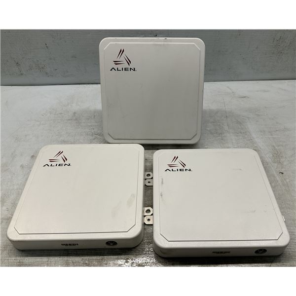 (3) Alien #ALR-8697 / 866-960 MHz Circular Antennas