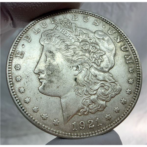 MORGAN SILVER DOLLAR - 1921