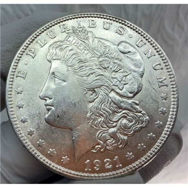 MORGAN SILVER DOLLAR - 1921