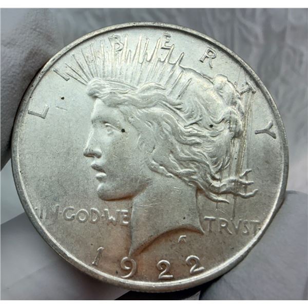 PEACE SILVER DOLLAR - 1922D