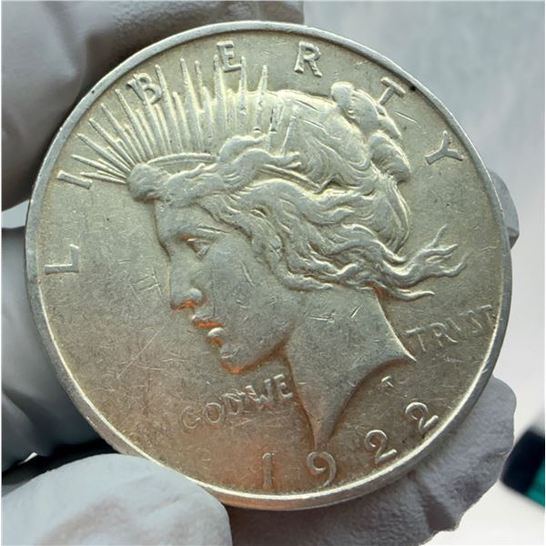 PEACE SILVER DOLLAR - 1922D