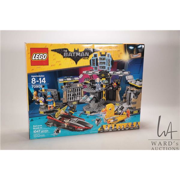 Lego "The Batman Movie" set no. 70909, Batcave Break-In, new in factory sealed box