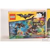 Image 2 : Lego "The Batman Movie" set no. 70913 Scarecrow Fearful Face-Off, and "The Essential collection stic