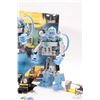 Image 10 : Lego "The Batman Movie" set no. 70903 The Riddler Riddle Racer and set no. 70901, Mr. Freeze Ice Att