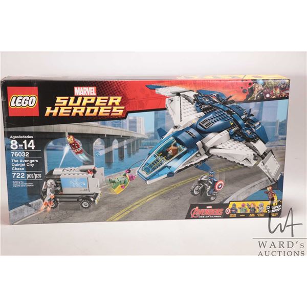 Lego "Marvels Super Heroes", set no. 76032 The Avengers Quinjet City Chase, new in factory sealed bo