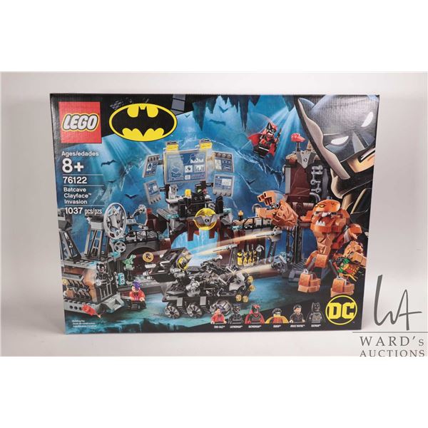 Lego "DC Comics" set no. 76122 Batcave Clayface Invasion, new in factory sealed box