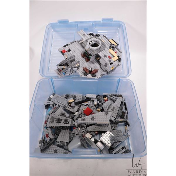 Lego "Star Wars", appears to be parts and pieces for Millenium Falcon, kit no. unknown, no boxes, no