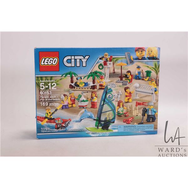 Lego " Lego City" no. 60153 People Pack-Fun at the Beach, new in factory sealed box