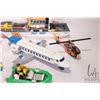 Image 2 : Lego "Lego City" selection of pre-built kits including Dump Truck, 60075, Helicopter 7686, 7288 Poli