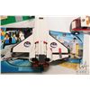 Image 6 : Lego" Lego City" pre-built kits including no. 3367 Space Shuttle, no. 3366 Sattellite Launch Pad, bo