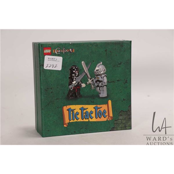 Lego "Castle" TicTacToe game no. 852132, no manual, 1 minifigure mismatched legs and chest, rest app