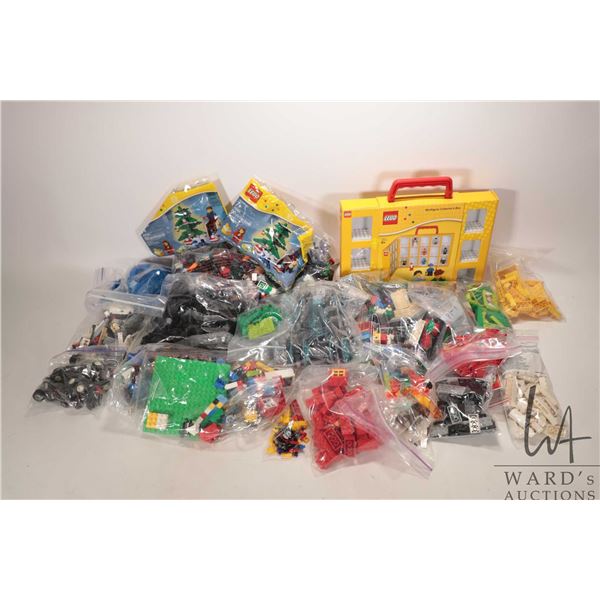 Large selection of miscellaneous Lego building bricks and pieces and a Minifigure holder