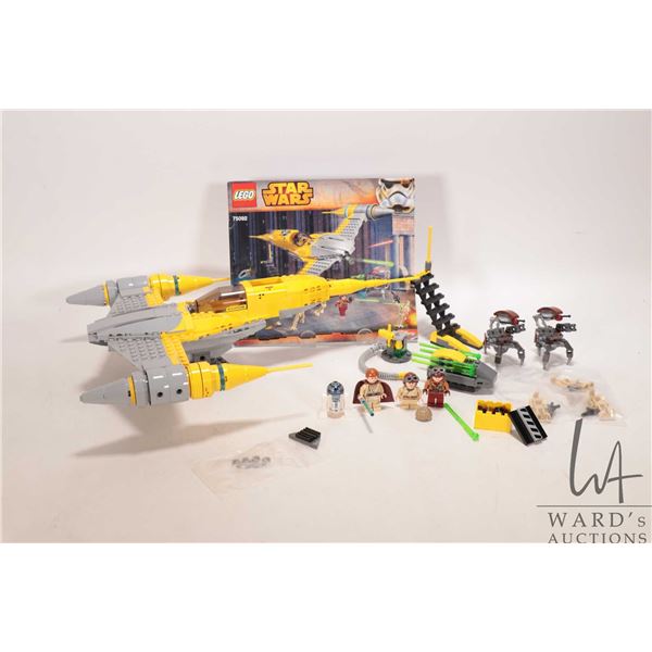 Lego "Star Wars" no. 75092 Naboo Starfighter, , pre-built kit, some Minifigures, no box, includes ma