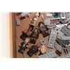 Image 3 : Lego " Star Wars" no. 75105 Millenium Falcon, includes box and manual. Completeness not confirmed, n