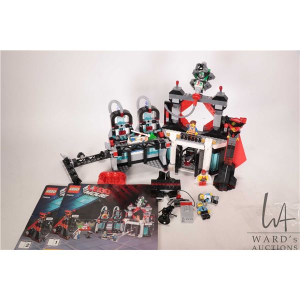 Lego " The Lego Movie" no. 70809 Lord Business' Evil Lair with manual and Minifigures, no box. Appea