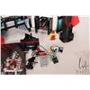 Image 4 : Lego " The Lego Movie" no. 70809 Lord Business' Evil Lair with manual and Minifigures, no box. Appea