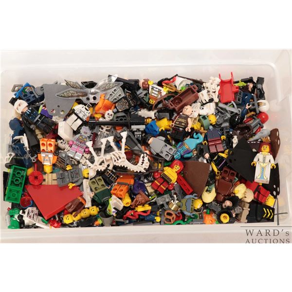 Large selection of Lego Minifigures and accessories including Genie, Irini Spalko, Dastan etc.