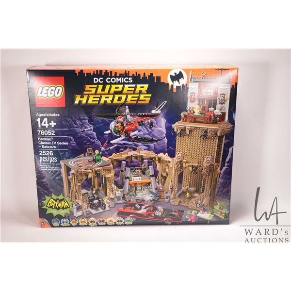 Lego " DC Comic Super Heroes" no. 76052 Batman Classic TV series-Batcave, new in factory sealed box