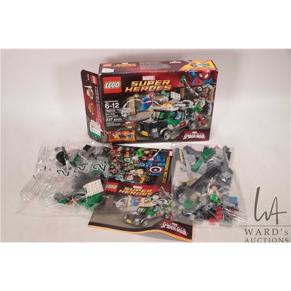 Lego " Marvel Super Heroes" no. 76015 Pre-built kt with figures, box and manual. Completeness not co