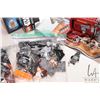 Image 3 : Two Lego "Star Wars" pre-built kits including no. 75137 Carbon Freezing Chamber and no. 75099 Rey's 