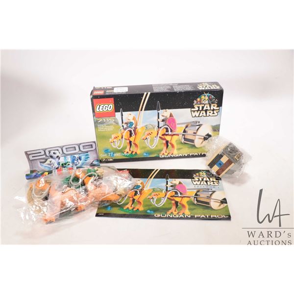 Lego " Star Wars" no. 7115 Gungan Patrol. Pre-built kit, includes box, manual and Minifigures. Compl